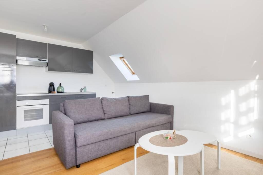 Grand Confort, Appartement Osny Exterior photo